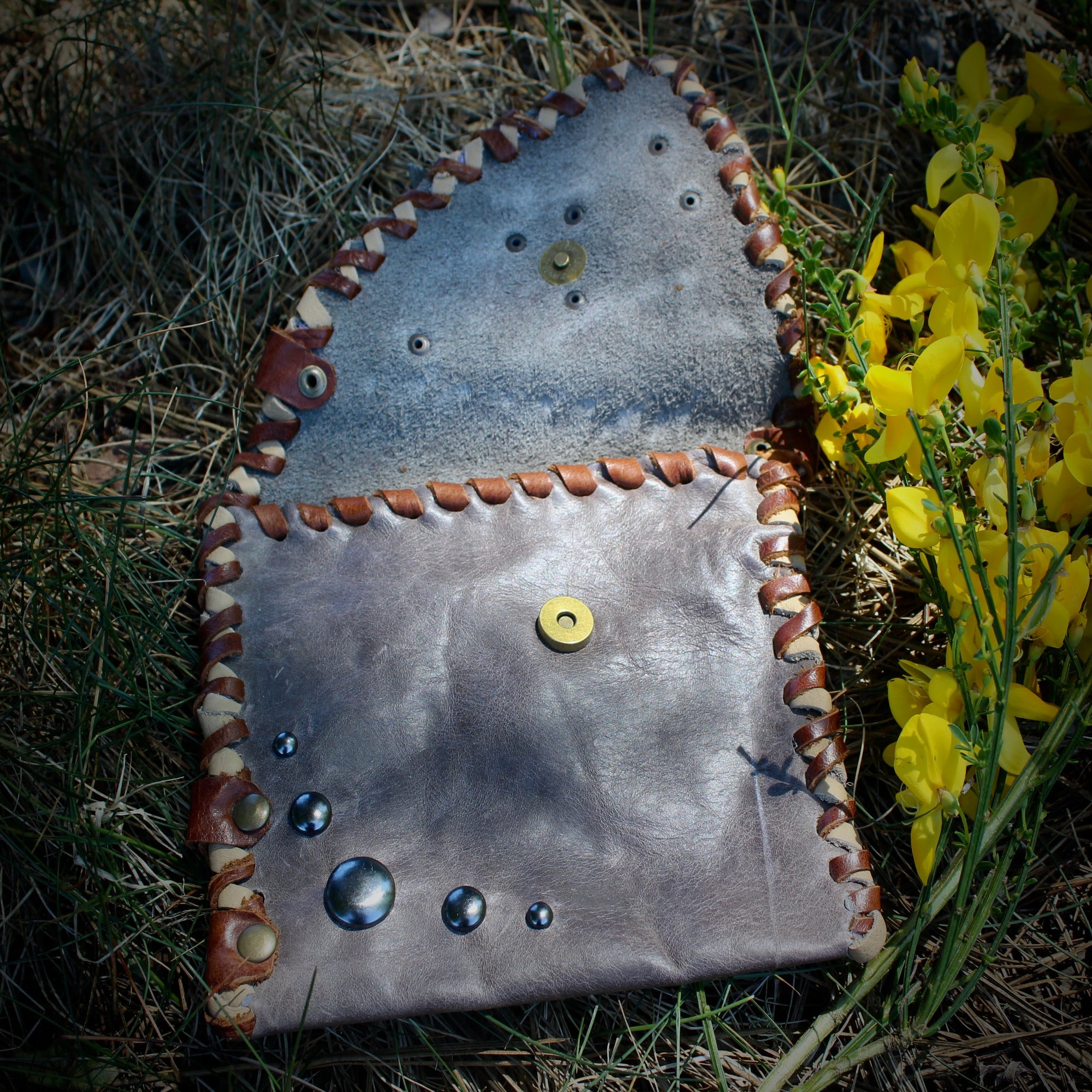 Kemul Altar Pouch