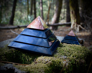 Shungite Saqqara Pyramid with Copper point